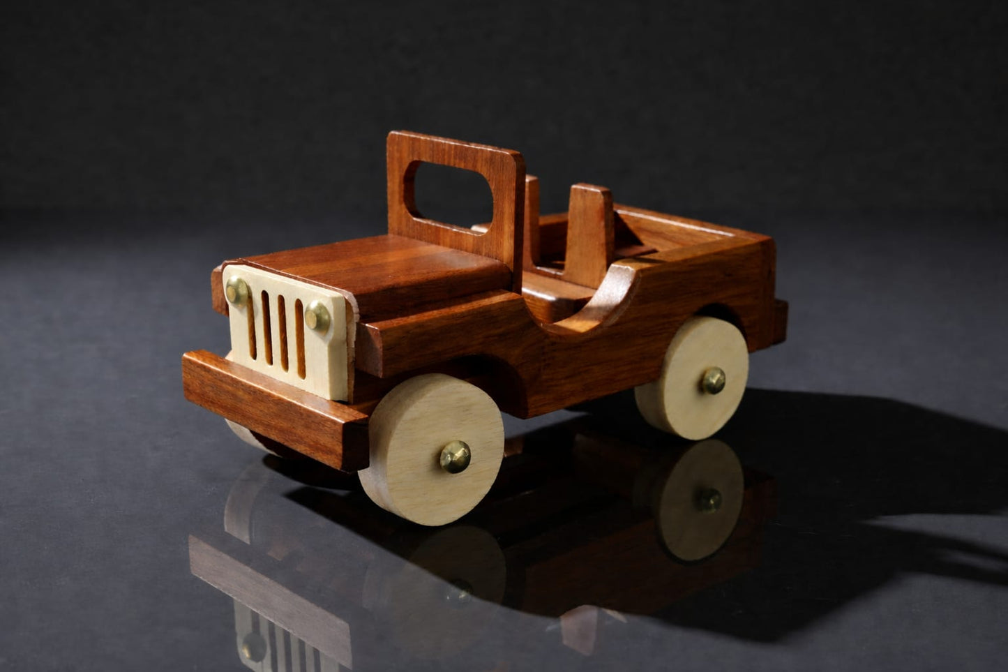 Handcrafted Wooden Classic Jeep (260mm)